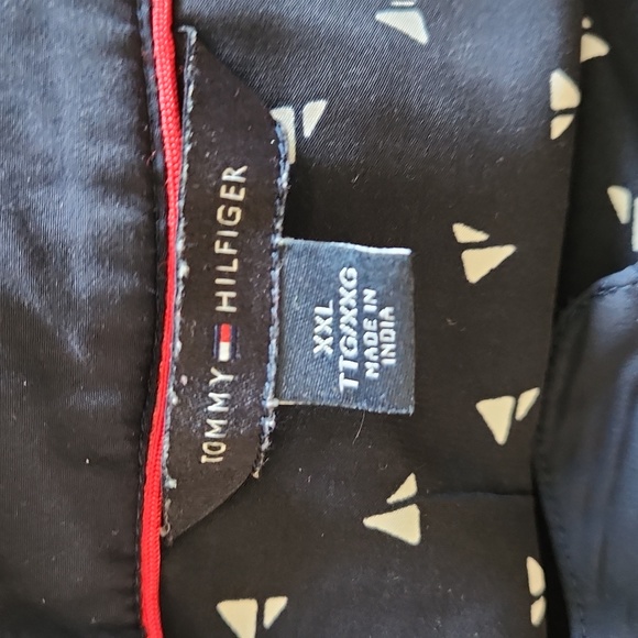 Tommy Hilfiger - Picture 8 of 11